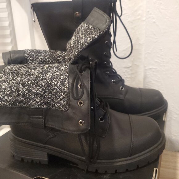 *Brand New* Torrid Boots - Picture 2 of 3